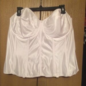 Strapless wedding shape-wear.